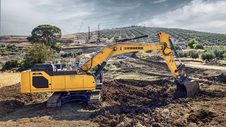 利勃海尔50吨级G8履带式挖掘机在采石场工况作业(图源:Heavy Equipment Guide,2026-09-01)